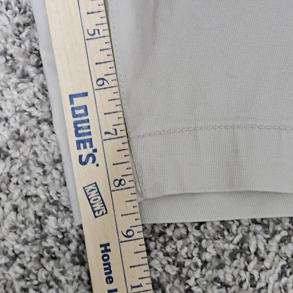 Chaps Ultimate Cargo Shorts Men's 50 (51x9) Beige‎ Side Pockets Stretch NWT